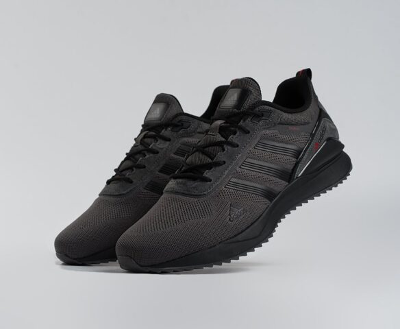 Adidas черные 44574